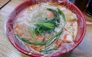 冒菜香锅麻辣烫！青岛这些街边小馆，又热又辣！